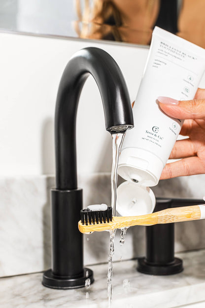Hydroxyapatite Toothpaste/ Charcoal