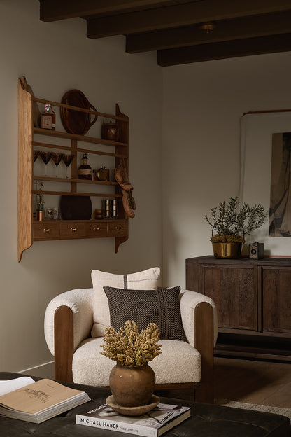 The Old Agoura Shelf